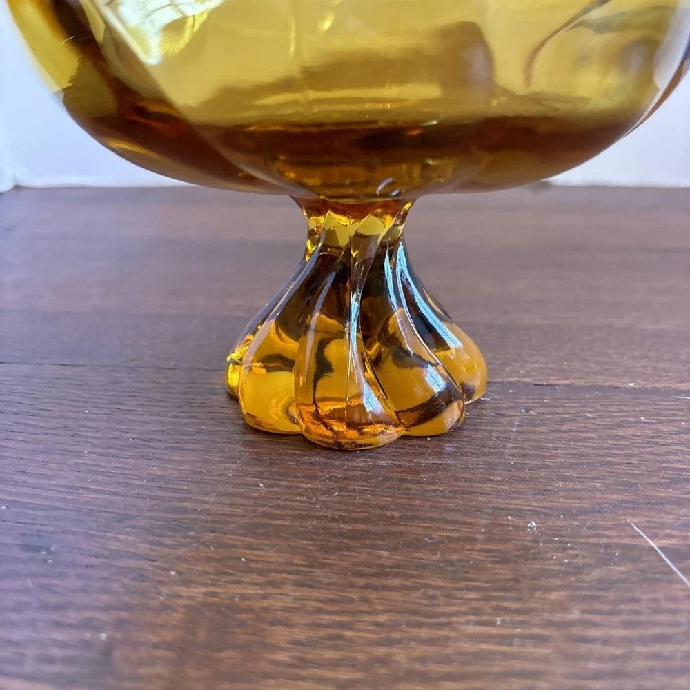 MCM 1960s Viking Glass Amber Compote 8-petal Twisted Swirl Footed Pedestal 5.25